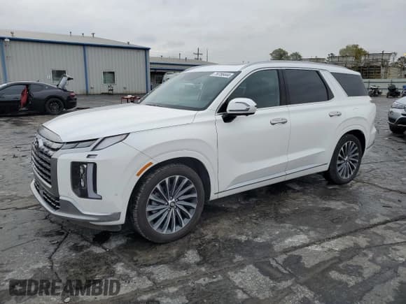 ✅ 2023 Hyundai Palisade Calligraphy • VIN: KM8R74GE1PU508830 • Лот: 79756444. Опубликован ранее на Copart с пробегом 55 114 миль. Бесплатный доступ к архиву аукционных продаж из США и подробный отчёт об истории автомобиля на DreamBid. Изображение 1.