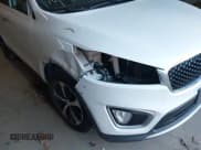 ✅ 2017 Kia Sorento EX • VIN: 5XYPHDA55HG305430 • Lot: 43434371. Wystawiony na IAAI z przebiegiem 133 923 mil. Bezpłatny archiwum sprzedaży aukcyjnych z USA i szczegółowy raport historii pojazdu na DreamBid. Zdjęcie 6.