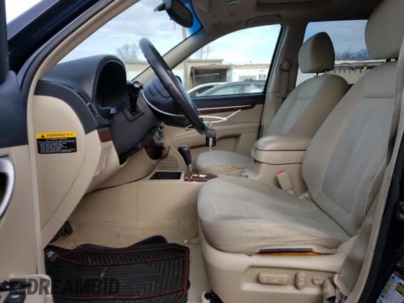 ✅ 2007 Hyundai Santa Fe SE • VIN: 5NMSH13E17H035235 • Lot: 82867774. Listed on Copart with 219,762 mi. Free auction sales archive from the USA and detailed vehicle history report at DreamBid. Image 7.