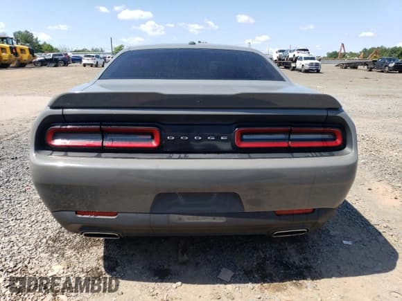 ✅ 2019 Dodge Challenger SXT • VIN: 2C3CDZAG5KH669658 • Lot: 66234774. Wystawiony na Copart z przebiegiem 80 024 mil. Bezpłatny archiwum sprzedaży aukcyjnych z USA i szczegółowy raport historii pojazdu na DreamBid. Zdjęcie 6.