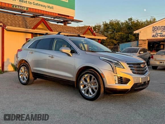 ✅ 2019 Cadillac XT5 Luxury FWD • VIN: 1GYKNCRS1KZ112444 • Лот: 94600355. Опубликован ранее на Copart с пробегом 18 199 миль. Бесплатный доступ к архиву аукционных продаж из США и подробный отчёт об истории автомобиля на DreamBid. Изображение 1.