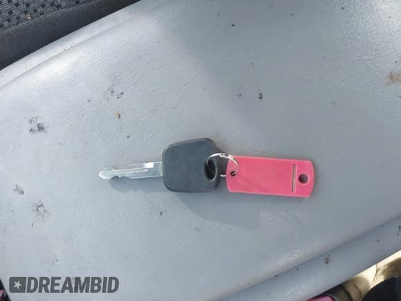 ✅ 2001 Ford F-150 XLT • VIN: 1FTRW07W81KF45918 • Лот: 43777465. Опубликован ранее на IAAI с пробегом Не указан. Бесплатный доступ к архиву аукционных продаж из США и подробный отчёт об истории автомобиля на DreamBid. Изображение 11.