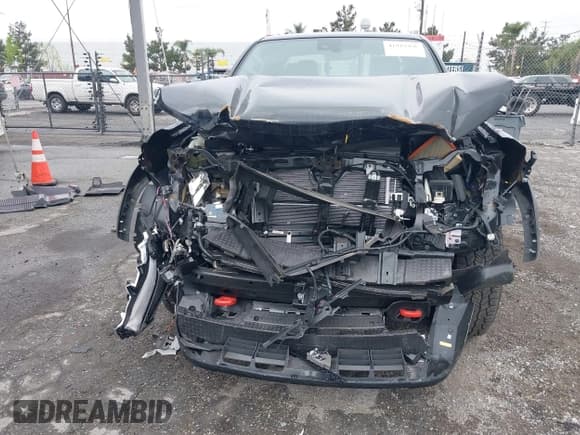 ✅ 2024 Nissan Frontier SV • VIN: 1N6ED1EK0RN654245 • Lot: 41919490. Listed on IAAI with 12,808 mi. Free auction sales archive from the USA and detailed vehicle history report at DreamBid. Image 6.