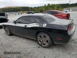 2012 Dodge Challenger R/T Classic с VIN 2C3CDYBT3CH101609, выставлен на аукционе Copart как лот 84006525 с пробегом 149 059 миль миль и Чистый • Clean title. История ставок и продаж доступна на DreamBid. Изображение 2.