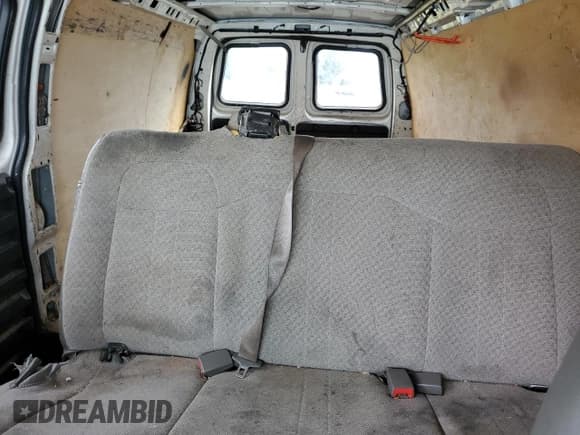 ✅ 2016 GMC Savana Cargo • VIN: 1GTZ7HFG2G1312220 • Lot: 71509005. Wystawiony na Copart z przebiegiem 156 904 mil. Bezpłatny archiwum sprzedaży aukcyjnych z USA i szczegółowy raport historii pojazdu na DreamBid. Zdjęcie 10.