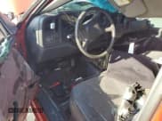 ✅ 2001 Chevrolet Silverado 1500 • VIN: 2GCEK19VX11402523 • Лот: 43507255. Опубликован ранее на Copart с пробегом Не указан. Бесплатный доступ к архиву аукционных продаж из США и подробный отчёт об истории автомобиля на DreamBid. Изображение 8.