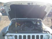 ✅ 2023 Jeep Gladiator Sport S • VIN: 1C6HJTAG8PL512098 • Лот: 43085793. Опубликован ранее на IAAI с пробегом 39 180 миль. Бесплатный доступ к архиву аукционных продаж из США и подробный отчёт об истории автомобиля на DreamBid. Изображение 10.