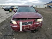 ✅ 2005 Volvo V70 • VIN: YV1SW592152511506 • Lot: 85304754. Listed on Copart with 141,971 mi. Free auction sales archive from the USA and detailed vehicle history report at DreamBid. Image 5.