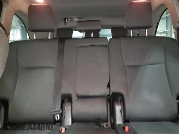 ✅ 2017 Toyota Highlander Hybrid LE • VIN: 5TDBGRFHXHS034879 • Лот: 50402225. Опубликован ранее на Copart с пробегом 88 447 миль. Бесплатный доступ к архиву аукционных продаж из США и подробный отчёт об истории автомобиля на DreamBid. Изображение 10.