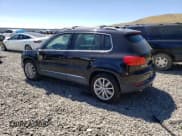 ✅ 2012 Volkswagen Tiguan SE • VIN: WVGBV7AX1CW609366 • Лот: 64516695. Опубликован ранее на Copart с пробегом 118 687 миль. Бесплатный доступ к архиву аукционных продаж из США и подробный отчёт об истории автомобиля на DreamBid. Изображение 2.