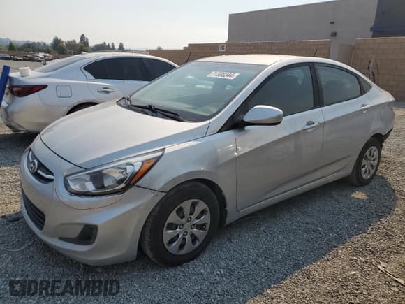 ✅ 2016 Hyundai Accent SE • VIN: KMHCT4AE9GU161905 • Лот: 71300244. Опубликован ранее на Copart с пробегом 153 263 миль. Бесплатный доступ к архиву аукционных продаж из США и подробный отчёт об истории автомобиля на DreamBid. Изображение 1.