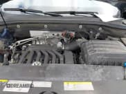 ✅ 2022 Volkswagen Atlas SE • VIN: 1V2JE2CA4NC205458 • Lot: 42176005. Wystawiony na IAAI z przebiegiem 125 429 mil. Bezpłatny archiwum sprzedaży aukcyjnych z USA i szczegółowy raport historii pojazdu na DreamBid. Zdjęcie 10.