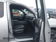 ✅ 2024 Jeep Wagoneer Series II • VIN: 1C4SJSBP6RS175401 • Lot: 43881937. Listed on IAAI with 32,601 mi. Free auction sales archive from the USA and detailed vehicle history report at DreamBid. Image 5.