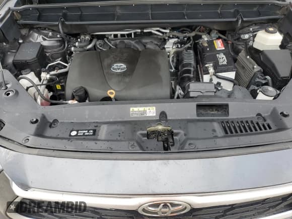 ✅ 2021 Toyota Highlander L • VIN: 5TDCZRBH1MS065291 • Лот: 93122485. Опубликован ранее на Copart с пробегом 105 543 миль. Бесплатный доступ к архиву аукционных продаж из США и подробный отчёт об истории автомобиля на DreamBid. Изображение 12.