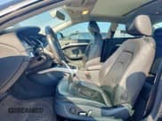 ✅ 2013 Audi A5 Premium • VIN: WAUCFAFR2DA001607 • Lot: 71973955. Wystawiony na Copart z przebiegiem 121 285 mil. Bezpłatny archiwum sprzedaży aukcyjnych z USA i szczegółowy raport historii pojazdu na DreamBid. Zdjęcie 7.