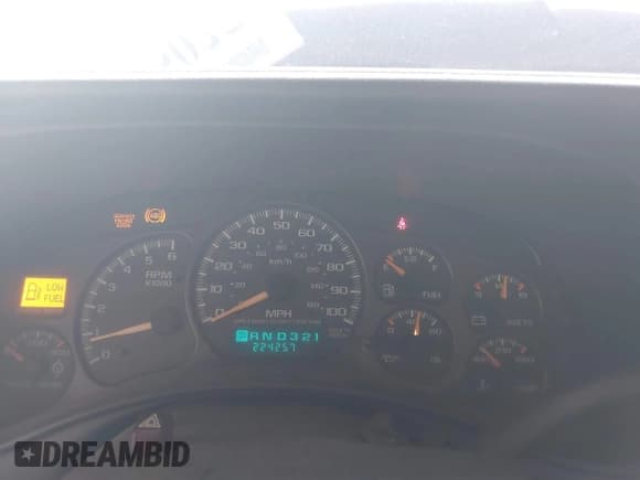 ✅ 2001 Chevrolet Silverado 2500HD LS • VIN: 1GCHK29UX1E301569 • Лот: 43145027. Опубликован ранее на IAAI с пробегом 224 257 миль. Бесплатный доступ к архиву аукционных продаж из США и подробный отчёт об истории автомобиля на DreamBid. Изображение 7.