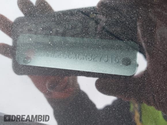 ✅ 2012 Lincoln MKZ • VIN: 3LNHL2GCXCR827316 • Lot: 43525042. Listed on IAAI with 130,473 mi. Free auction sales archive from the USA and detailed vehicle history report at DreamBid. Image 12.