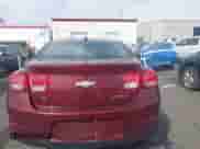 2015 Chevrolet Malibu LT z VIN 1G11C5SL6FF281154, wystawiony jako IAAI lot #43266898 z przebiegiem 164 798 mil mil oraz . Historia ofert i sprzedaży dostępna na DreamBid. Obrazek 17.