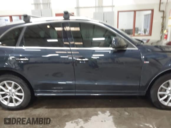 ✅ 2015 Audi Q5 Prestige • VIN: WA1WGAFP1FA031657 • Лот: 41506986. Опубликован ранее на IAAI с пробегом 83 707 миль. Бесплатный доступ к архиву аукционных продаж из США и подробный отчёт об истории автомобиля на DreamBid. Изображение 13.