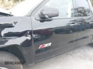 ✅ 2019 Chevrolet Silverado 1500 LT • VIN: 2GCVKPEC7K1188387 • Lot: 43533097. Wystawiony na IAAI z przebiegiem 85 325 mil. Bezpłatny archiwum sprzedaży aukcyjnych z USA i szczegółowy raport historii pojazdu na DreamBid. Zdjęcie 20.