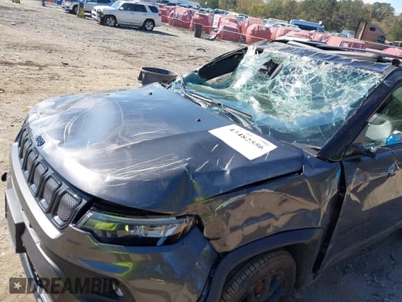 ✅ 2022 Jeep Compass Latitude • VIN: 3C4NJDBB6NT231116 • Лот: 43482556. Опубликован ранее на IAAI с пробегом Не указан. Бесплатный доступ к архиву аукционных продаж из США и подробный отчёт об истории автомобиля на DreamBid. Изображение 6.