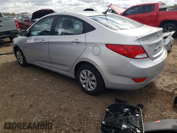 ✅ 2016 Hyundai Accent SE • VIN: KMHCT4AE9GU072335 • Лот: 71236713. Опубликован ранее на Copart с пробегом 107 887 миль. Бесплатный доступ к архиву аукционных продаж из США и подробный отчёт об истории автомобиля на DreamBid. Изображение 2.