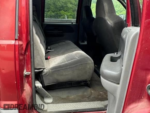 ✅ 2002 Ford F-350 XL • VIN: 1FTWW33F92EA76011 • Lot: 59820745. Listed on Copart with 442,139 mi. Free auction sales archive from the USA and detailed vehicle history report at DreamBid. Image 6.