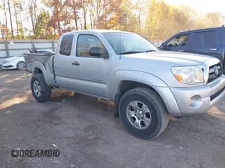 ✅ 2005 Toyota Tacoma • VIN: 5TEUU42N25Z141956 • Lot: 43615546. Listed on IAAI with 228,105 mi. Free auction sales archive from the USA and detailed vehicle history report at DreamBid. Image 1.