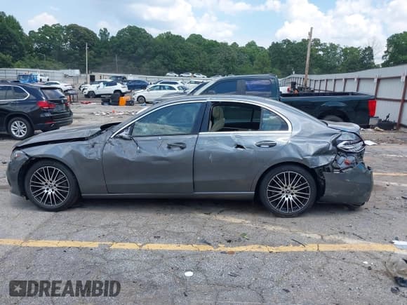 ✅ 2023 Mercedes-Benz C 300 • VIN: W1KAF4GB4PR096390 • Lot: 42688148. Listed on IAAI with 40,812 mi. Free auction sales archive from the USA and detailed vehicle history report at DreamBid. Image 14.