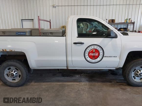 ✅ 2015 Chevrolet Silverado 2500HD Work Truck • VIN: 1GC0CUEG7FZ114814 • Lot: 42158008. Wystawiony na IAAI z przebiegiem 306 861 mil. Bezpłatny archiwum sprzedaży aukcyjnych z USA i szczegółowy raport historii pojazdu na DreamBid. Zdjęcie 14.
