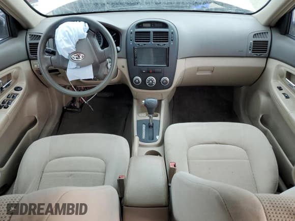 ✅ 2007 Kia Spectra EX • VIN: KNAFE122275421874 • Lot: 81287025. Wystawiony na Copart z przebiegiem 91 610 mil. Bezpłatny archiwum sprzedaży aukcyjnych z USA i szczegółowy raport historii pojazdu na DreamBid. Zdjęcie 8.