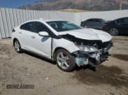 ✅ 2019 Chevrolet Volt LT • VIN: 1G1RA6S58KU111125 • Lot: 69411644. Wystawiony na Copart z przebiegiem Nie podano. Bezpłatny archiwum sprzedaży aukcyjnych z USA i szczegółowy raport historii pojazdu na DreamBid. Zdjęcie 4.