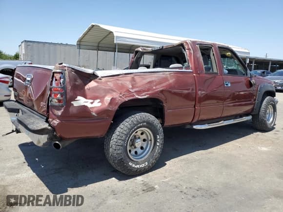 ✅ 1998 GMC Sierra 1500 • VIN: 1GTEK19R1WR511373 • Лот: 60080685. Опубликован ранее на Copart с пробегом 178 199 миль. Бесплатный доступ к архиву аукционных продаж из США и подробный отчёт об истории автомобиля на DreamBid. Изображение 3.