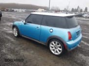 ✅ 2003 MINI Hardtop S • VIN: WMWRE33423TD59989 • Lot: 43833635. Wystawiony na IAAI z przebiegiem 99 923 mil. Bezpłatny archiwum sprzedaży aukcyjnych z USA i szczegółowy raport historii pojazdu na DreamBid. Zdjęcie 3.