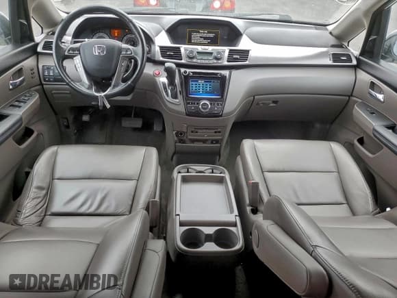 ✅ 2015 Honda Odyssey Touring Elite • VIN: 5FNRL5H94FB038100 • Lot: 95783855. Listed on Copart with 73,187 mi. Free auction sales archive from the USA and detailed vehicle history report at DreamBid. Image 8.