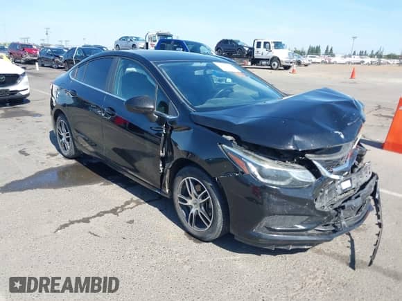 2017 Chevrolet Cruze LT with VIN 1G1BH5SE9H7259413, listed as a IAAI auction lot 42386289 with 161,966 mi miles and . Bid and sale history available at DreamBid. Image 1.
