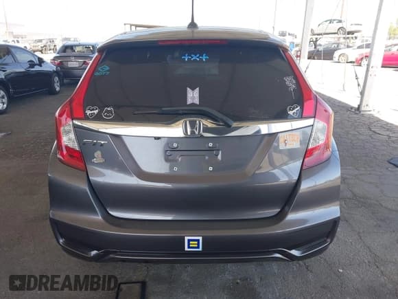 ✅ 2019 Honda Fit EX • VIN: 3HGGK5H88KM719594 • Lot: 42348016. Listed on IAAI with 37,771 mi. Free auction sales archive from the USA and detailed vehicle history report at DreamBid. Image 16.