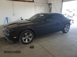 2016 Dodge Challenger SXT Plus с VIN 2C3CDZAG8GH193431, выставлен на аукционе Copart как лот 81194255 с пробегом 75 303 миль миль и Списание • Salvage title. История ставок и продаж доступна на DreamBid. Изображение 1.