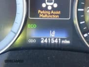 ✅ 2016 Lexus ES 300h • VIN: JTHBW1GG4G2127766 • Lot: 43559033. Wystawiony na IAAI z przebiegiem 241 541 mil. Bezpłatny archiwum sprzedaży aukcyjnych z USA i szczegółowy raport historii pojazdu na DreamBid. Zdjęcie 16.