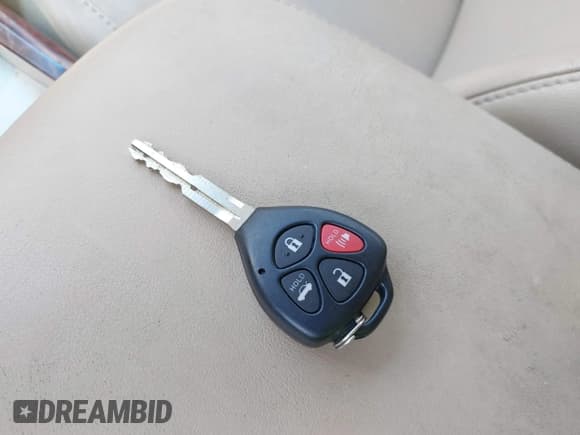 ✅ 2012 Toyota Avalon • VIN: 4T1BK3DB2CU462309 • Лот: 42665403. Опубликован ранее на IAAI с пробегом 128 490 миль. Бесплатный доступ к архиву аукционных продаж из США и подробный отчёт об истории автомобиля на DreamBid. Изображение 11.