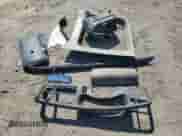 2003 Chevrolet Suburban LT с VIN 1GNFK16Z13J267069, выставлен на аукционе Copart как лот 69261734 с пробегом 201 234 миль миль и Списание • Salvage title. История ставок и продаж доступна на DreamBid. Изображение 13.