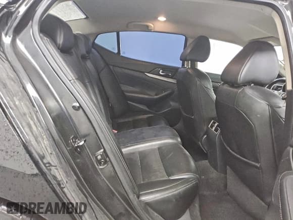 ✅ 2018 Nissan Maxima SV • VIN: 1N4AA6AP4JC381101 • Лот: 90549925. Опубликован ранее на Copart с пробегом 134 106 миль. Бесплатный доступ к архиву аукционных продаж из США и подробный отчёт об истории автомобиля на DreamBid. Изображение 10.