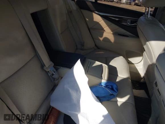 ✅ 2017 Infiniti Q50 Sport • VIN: JN1EV7AR1HM834105 • Lot: 41312445. Wystawiony na IAAI z przebiegiem 66 022 mil. Bezpłatny archiwum sprzedaży aukcyjnych z USA i szczegółowy raport historii pojazdu na DreamBid. Zdjęcie 8.