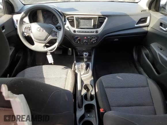 2021 Hyundai Accent SE z VIN 3KPC24A62ME140839, wystawiony jako Copart lot #64715474 z przebiegiem 71 685 mil mil oraz Szkoda całkowita • Salvage title. Historia ofert i sprzedaży dostępna na DreamBid. Obrazek 8.