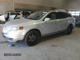 ✅ 2010 Lincoln MKT • VIN: 2LMHJ5AR1ABJ04653 • Lot: 82344615. Wystawiony na Copart z przebiegiem 212 759 mil. Bezpłatny archiwum sprzedaży aukcyjnych z USA i szczegółowy raport historii pojazdu na DreamBid. Zdjęcie 1.