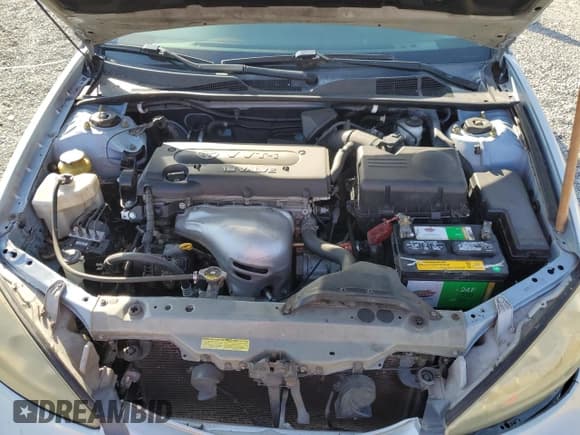 ✅ 2005 Toyota Camry LE • VIN: 4T1BE30K35U538619 • Lot: 84414135. Listed on Copart with 198,918 mi. Free auction sales archive from the USA and detailed vehicle history report at DreamBid. Image 11.