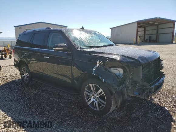 ✅ 2024 Ford Expedition Limited • VIN: 1FMJU2A80REA13934 • Lot: 60162825. Listed on Copart with 42,720 mi. Free auction sales archive from the USA and detailed vehicle history report at DreamBid. Image 4.