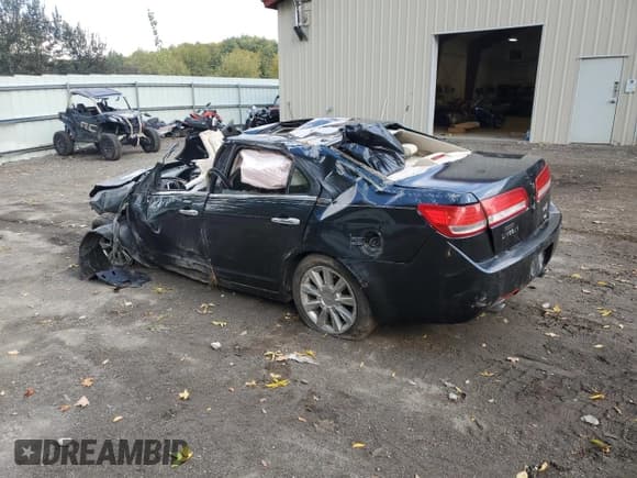 ✅ 2010 Lincoln MKZ • VIN: 3LNHL2JC6AR627409 • Lot: 96675975. Wystawiony na Copart z przebiegiem Nie podano. Bezpłatny archiwum sprzedaży aukcyjnych z USA i szczegółowy raport historii pojazdu na DreamBid. Zdjęcie 2.