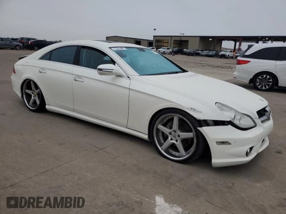 ✅ 2011 Mercedes-Benz CLS 550 • VIN: WDDDJ7CB1BA171735 • Lot: 79021204. Wystawiony na Copart z przebiegiem 76 064 mil. Bezpłatny archiwum sprzedaży aukcyjnych z USA i szczegółowy raport historii pojazdu na DreamBid. Zdjęcie 4.
