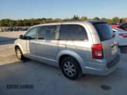 ✅ 2010 Chrysler Town & Country Touring Plus • VIN: 2A4RR8D1XAR496098 • Lot: 83935055. Wystawiony na Copart z przebiegiem 137 826 mil. Bezpłatny archiwum sprzedaży aukcyjnych z USA i szczegółowy raport historii pojazdu na DreamBid. Zdjęcie 2.
